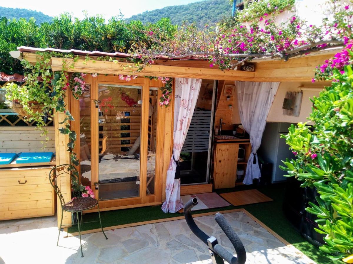 Nouveau ! Chambre D'Hote Insolite Privee " Coeurs De Pirates A Bali En Provence" Spa Sauna Massages Dans Cadre Exotique D'Amenagements Exterieurs D'Exception Ete Comme Hiver Bienvenue !!! Cavalaire-sur-Mer Eksteriør billede